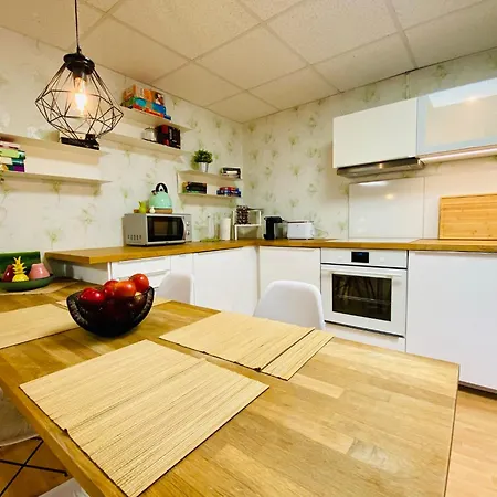 Annika Apartamento *